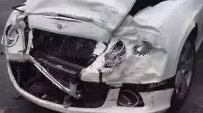 国产豪车追尾视频,一幕惊心动魄的瞬间