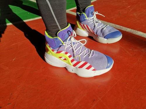 国产篮球鞋全系测评视频,性能与时尚的完美融合