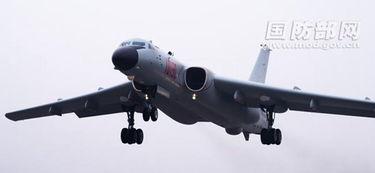 国产轰6k试飞视频,空中巨兽翱翔，捍卫蓝天